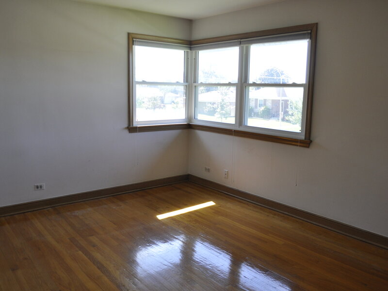 1341 Balmoral Avenue Westchester IL 60154