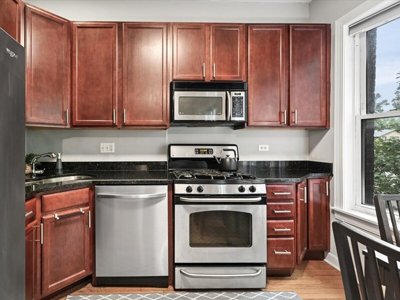 2920 W Berteau Avenue Chicago IL 60618