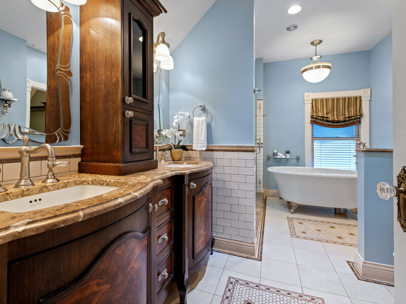 135 W Lake Street Barrington IL 60010