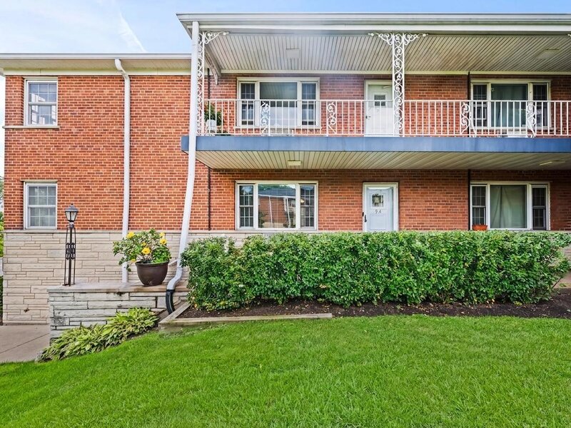 1445 W Touhy Avenue Park Ridge IL 60068