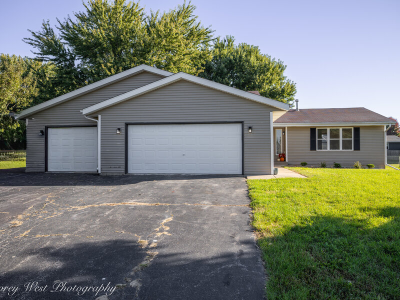 409 Hickory Drive Davis Junction IL 61020