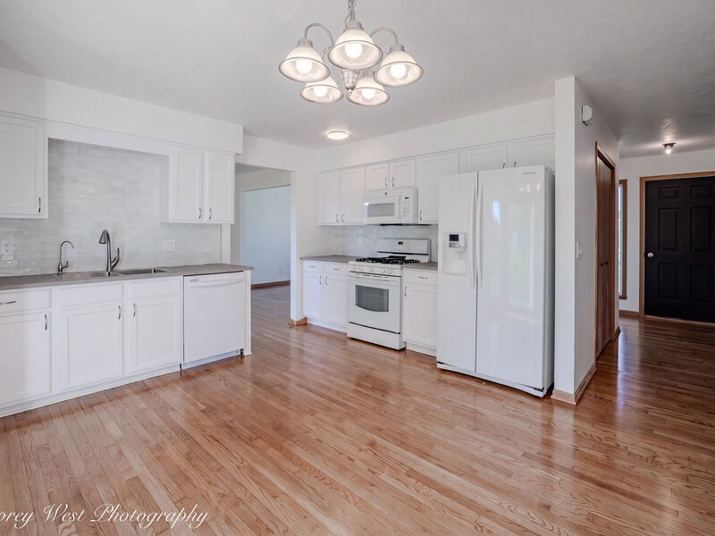 409 Hickory Drive Davis Junction IL 61020