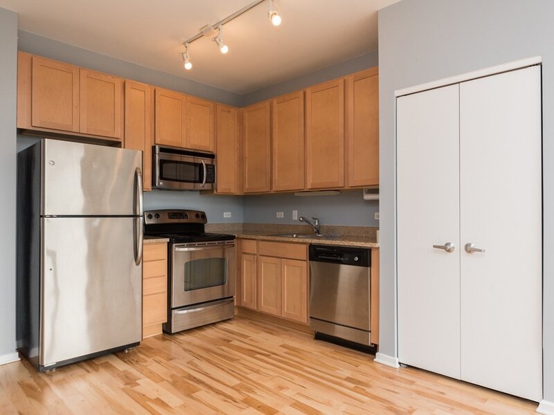 1 E 8th Street Chicago IL 60605