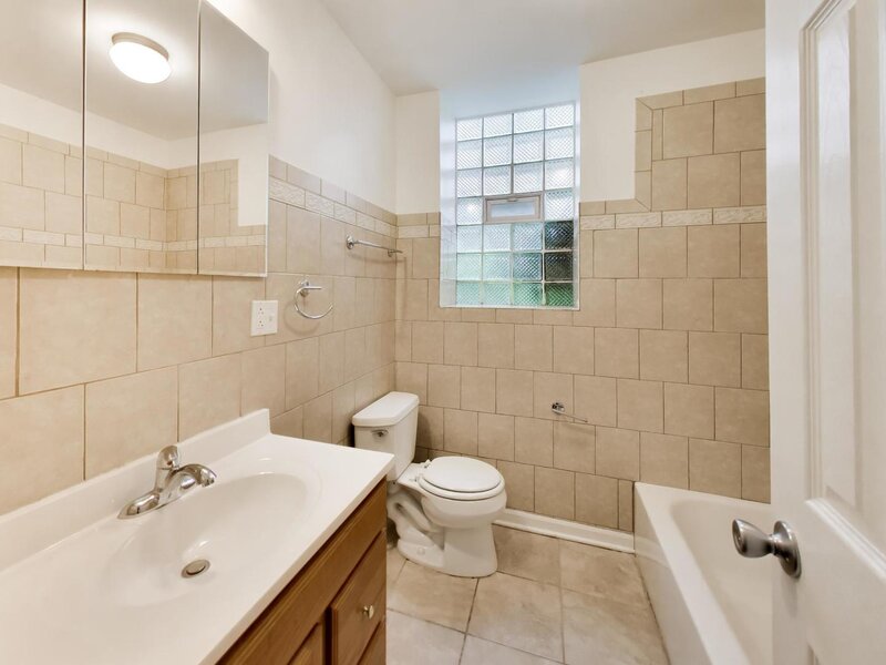 5138 S Kenwood Street Chicago IL 60615
