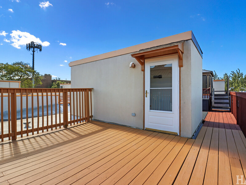 6957 N Western Avenue Chicago IL 60645