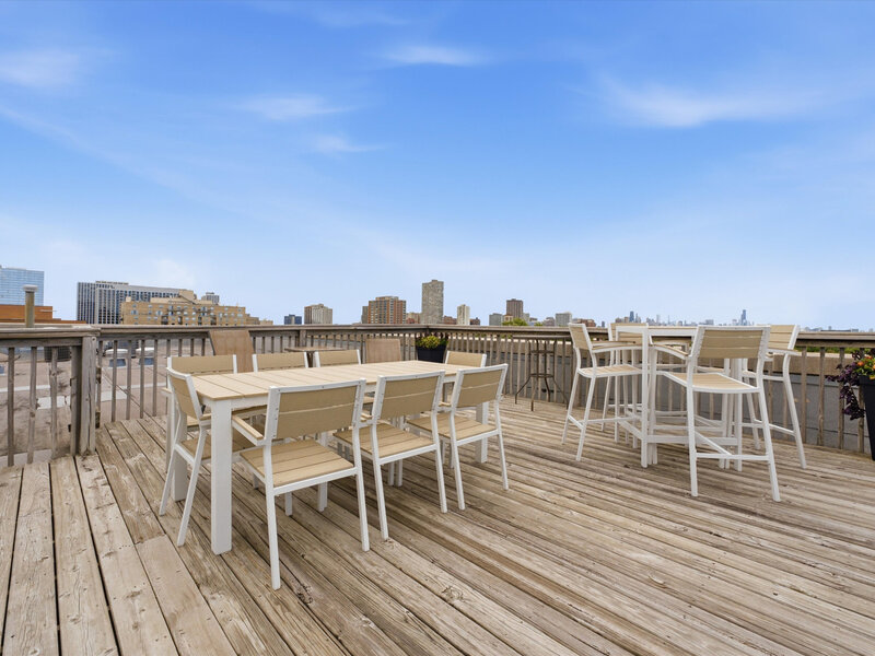 1100 W Montrose Avenue Chicago IL 60613