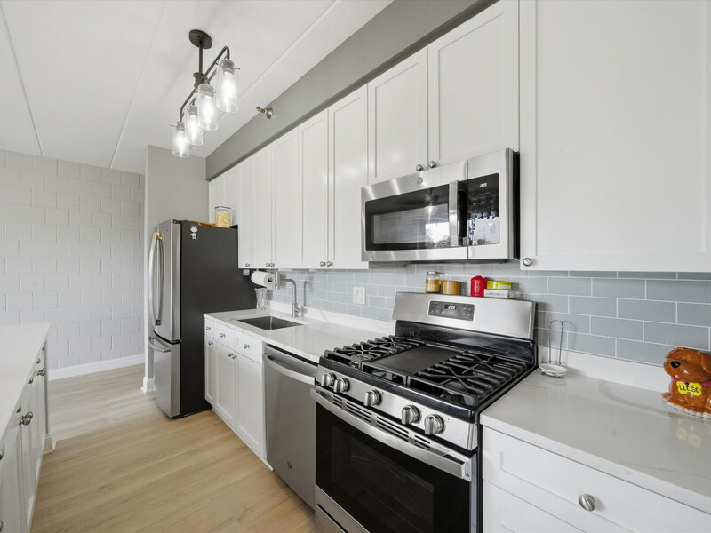 1100 W Montrose Avenue Chicago IL 60613