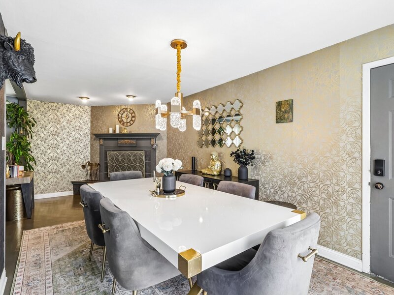 2 Pleasant Avenue Glen Ellyn IL 60137