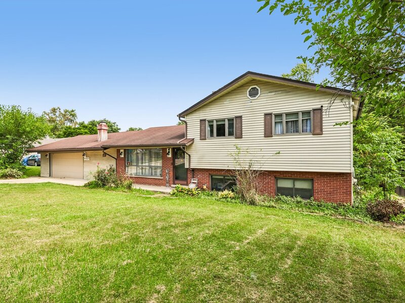 2 Pleasant Avenue Glen Ellyn IL 60137