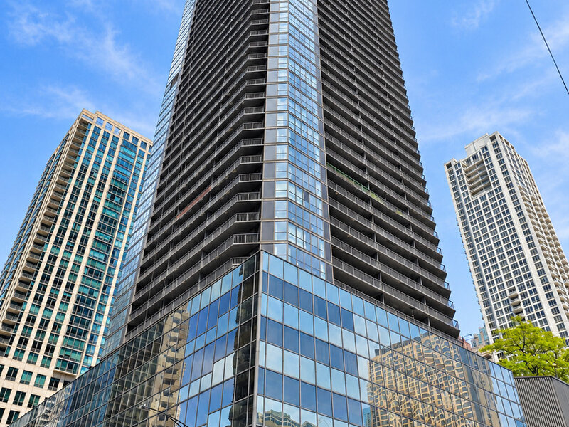 10 E Ontario Street Chicago IL 60611