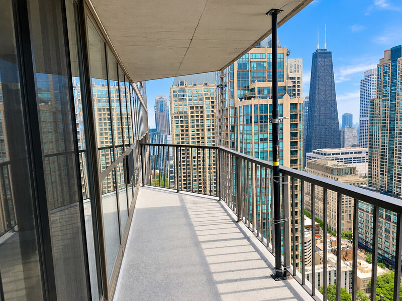 10 E Ontario Street Chicago IL 60611