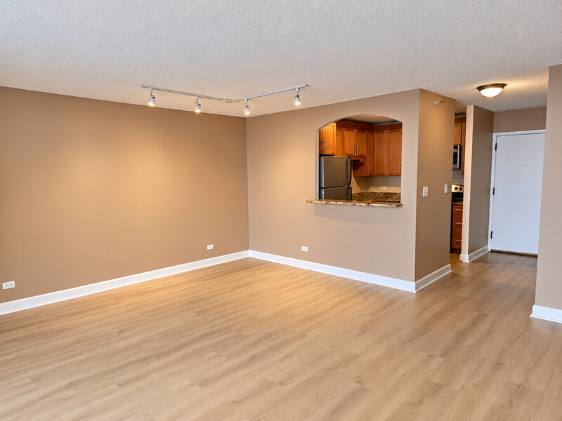 10 E Ontario Street Chicago IL 60611