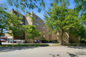 Photo of 7320 N Rogers Avenue Chicago IL 60626 Unit 210