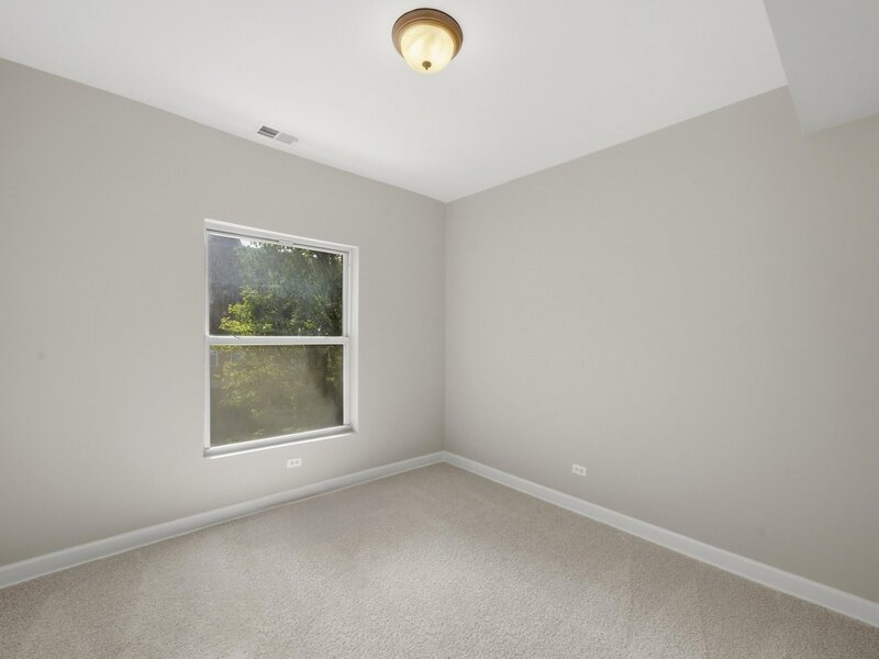4858 S Indiana Avenue Chicago IL 60615