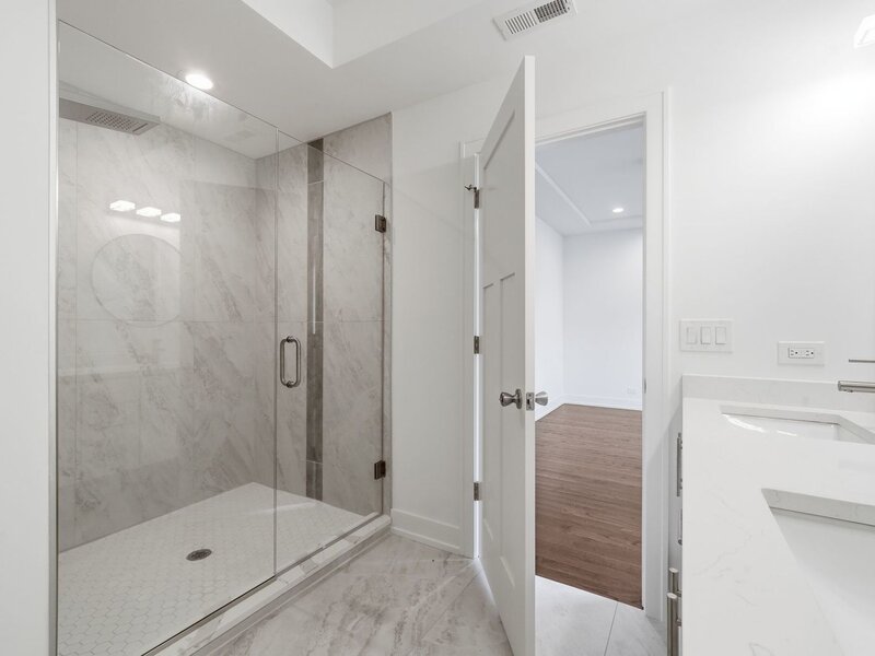6939 W 95th Place Oak Lawn IL 60453