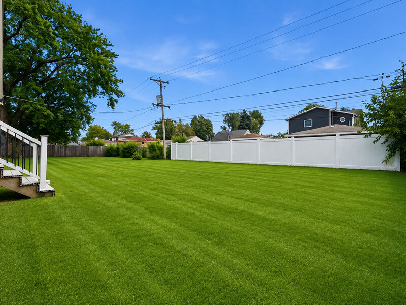 6939 W 95th Place Oak Lawn IL 60453