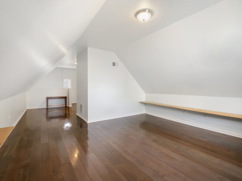941 W 32nd Street Chicago IL 60608