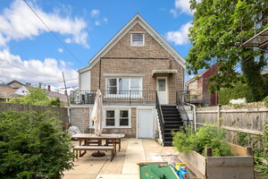 Photo of 941 W 32nd Street Chicago IL 60608