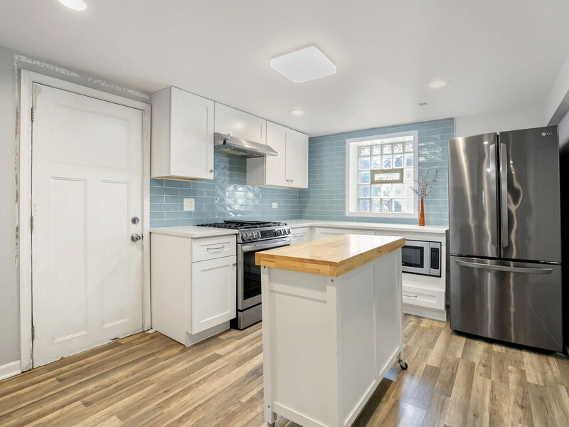 941 W 32nd Street Chicago IL 60608
