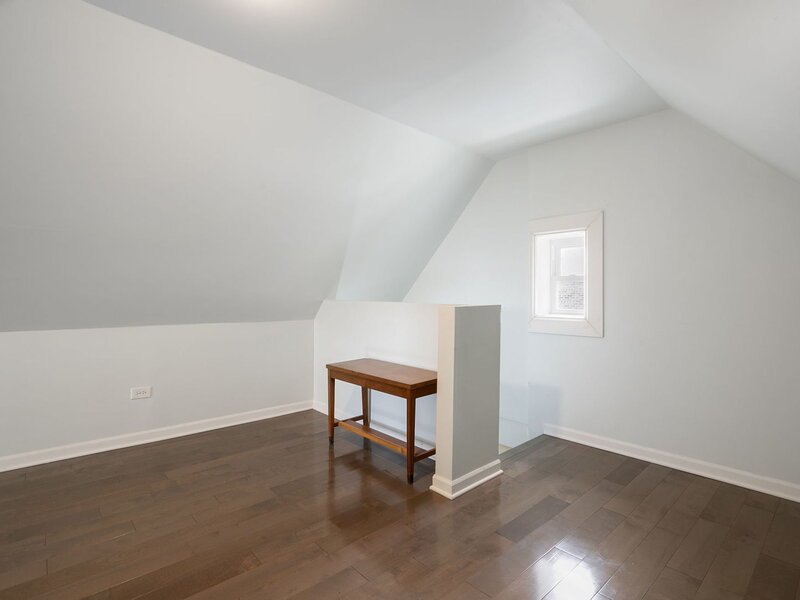 941 W 32nd Street Chicago IL 60608