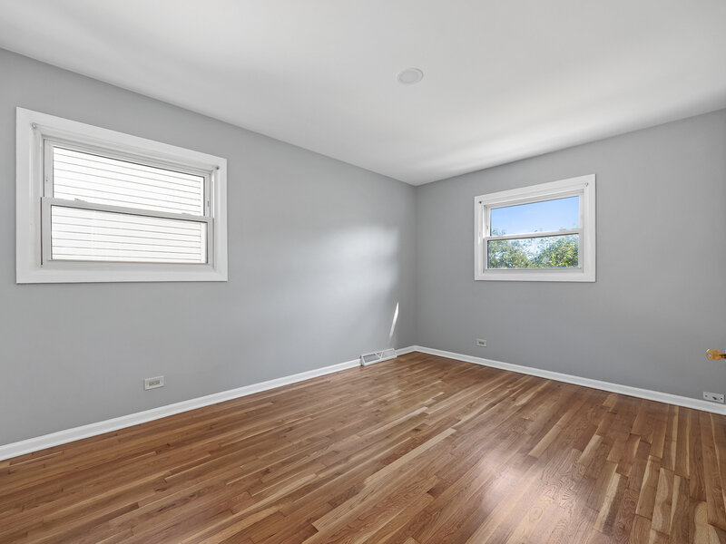 441 N 4th Avenue Des Plaines IL 60016