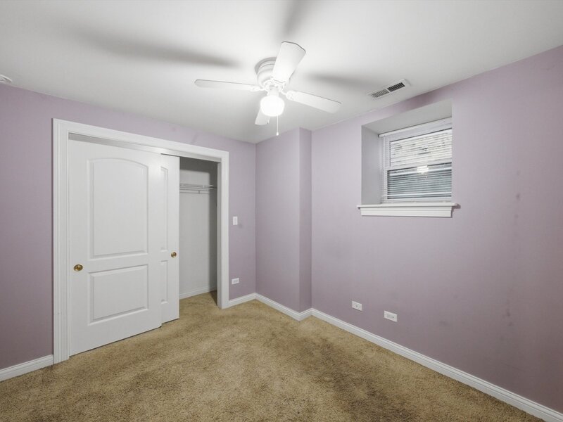 4440 N Dover Street Chicago IL 60640