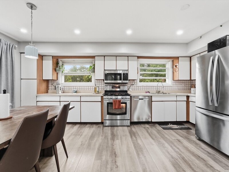 574 W Millers Road Des Plaines IL 60016
