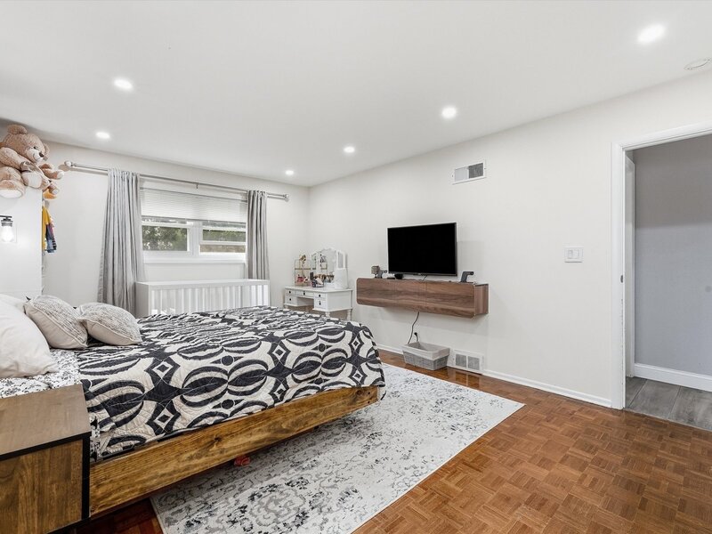 574 W Millers Road Des Plaines IL 60016