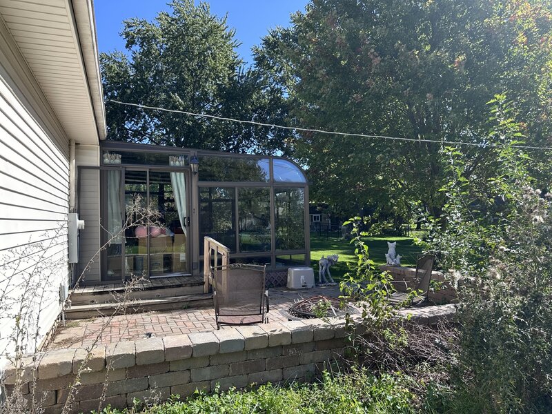 112 W Carol Avenue Cortland IL 60112