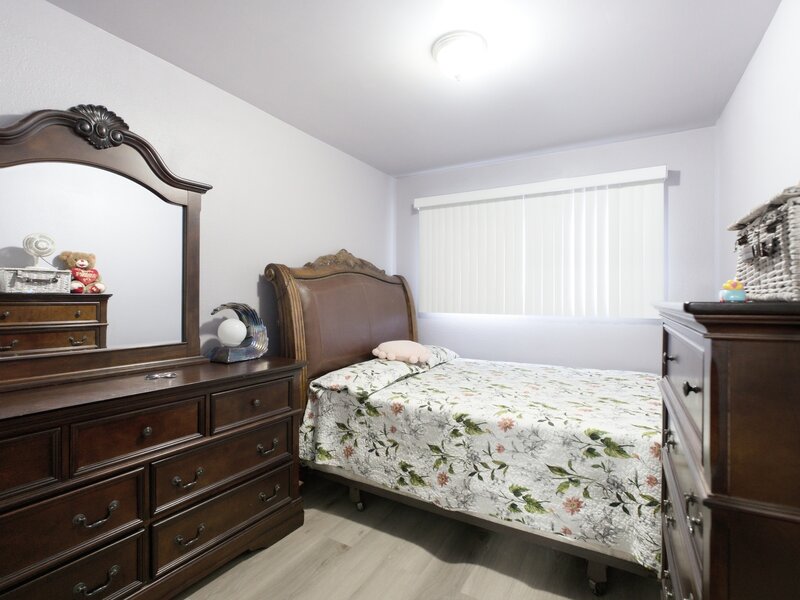 6909 S Ada Street Chicago IL 60636