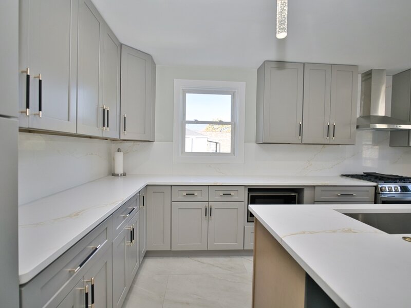 2830 W Summerdale Avenue Chicago IL 60625