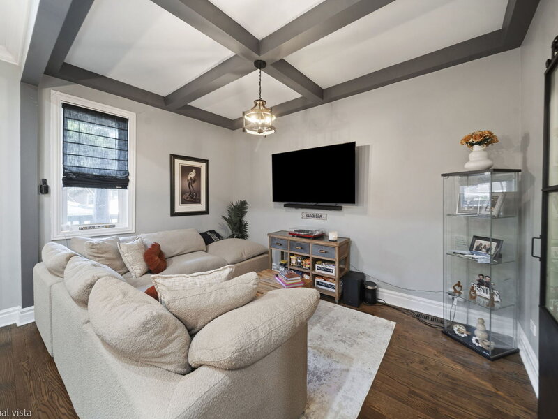 4818 S Evans Avenue Chicago IL 60615