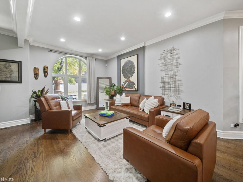 4818 S Evans Avenue Chicago IL 60615