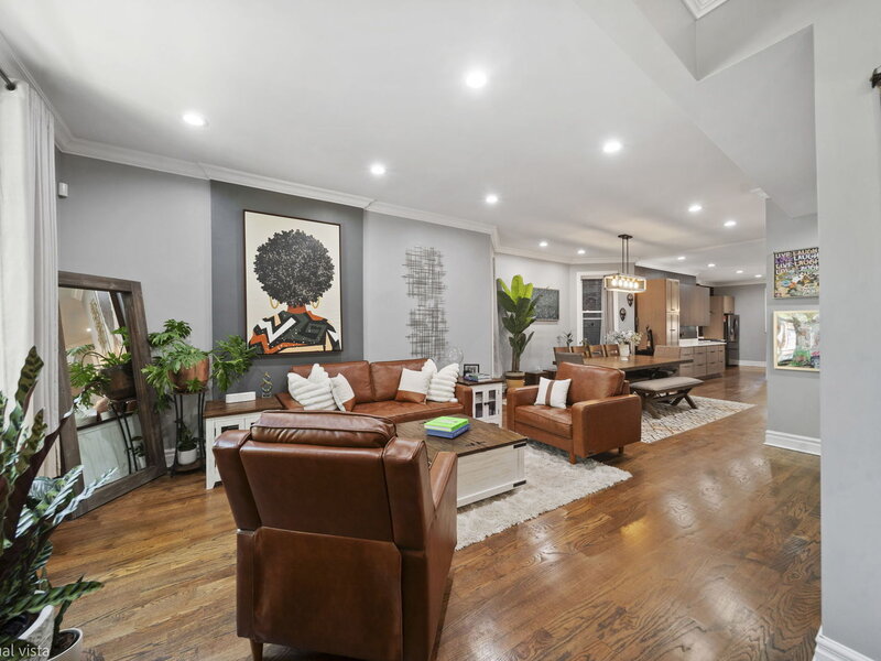 4818 S Evans Avenue Chicago IL 60615