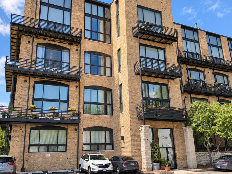 2614 N Clybourn Avenue Chicago IL 60614