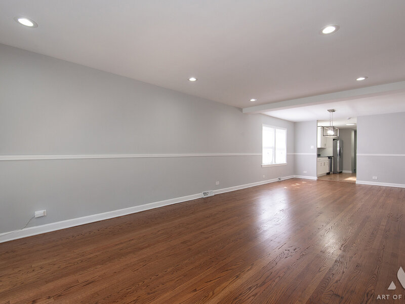 8810 S Euclid Avenue Chicago IL 60617