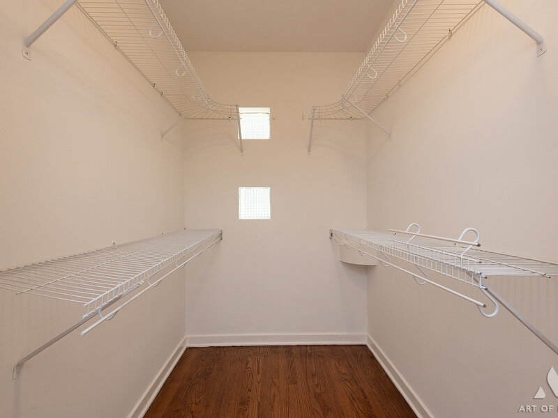 8810 S Euclid Avenue Chicago IL 60617