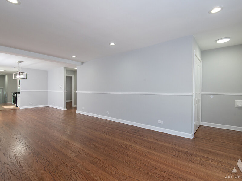 8810 S Euclid Avenue Chicago IL 60617