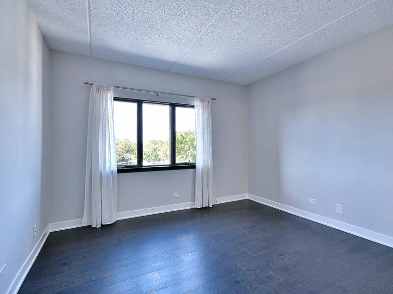 820 Graceland Avenue Des Plaines IL 60016