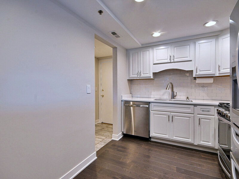 820 Graceland Avenue Des Plaines IL 60016