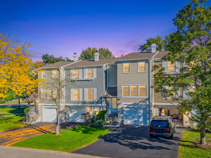 1931 Farnham Court Schaumburg IL 60194