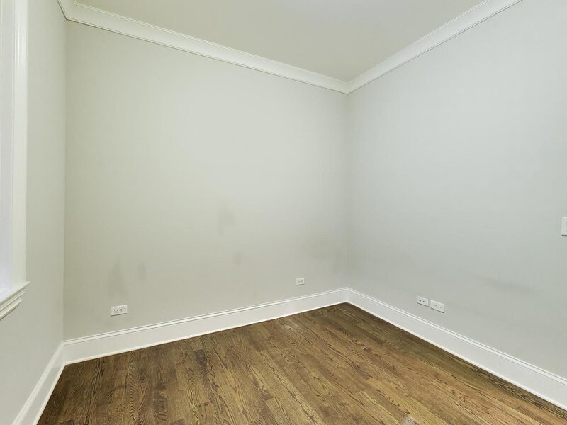 2842 N Racine Avenue Chicago IL 60657