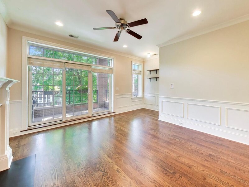 2842 N Racine Avenue Chicago IL 60657