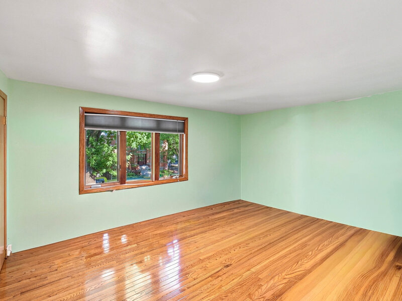 4104 N Richmond Street Chicago IL 60618
