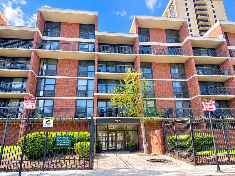 2921 S Michigan Avenue Chicago IL 60616