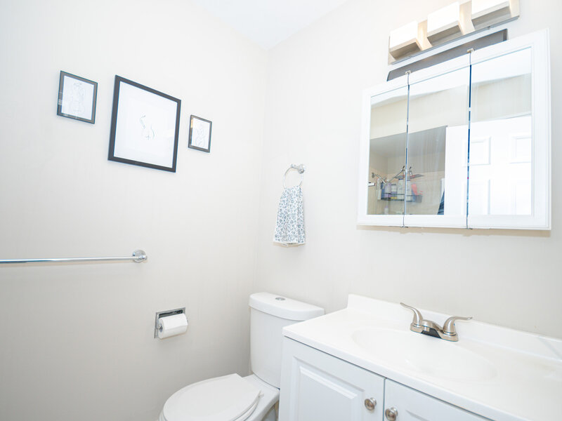 2724 W Berwyn Avenue Chicago IL 60625