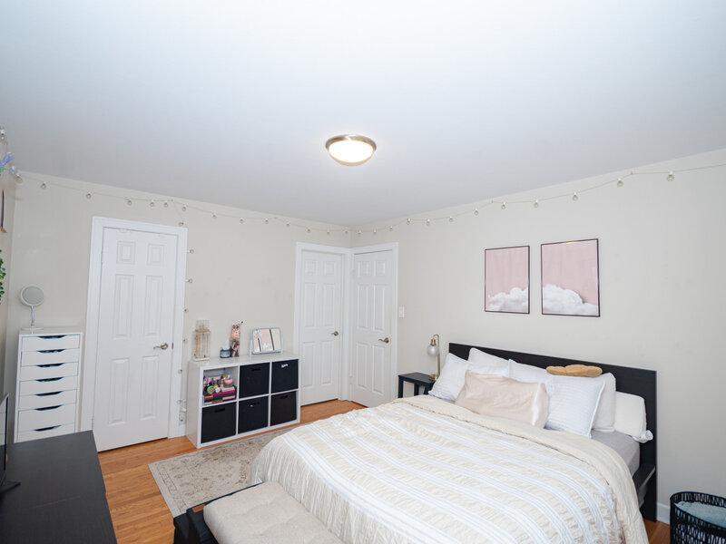 2724 W Berwyn Avenue Chicago IL 60625