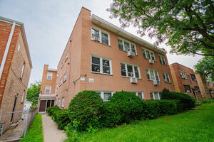 Photo of 2724 W Berwyn Avenue Chicago IL 60625 Unit 2B