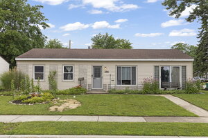 Photo of 334 Fairfax Avenue Romeoville IL 60446