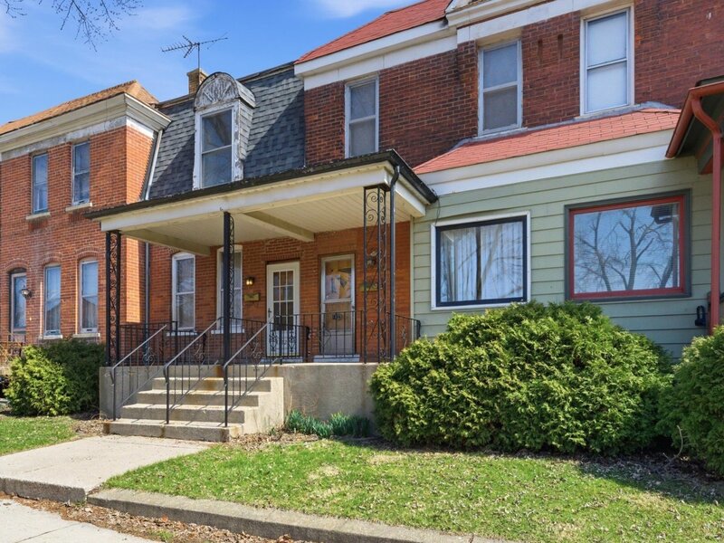 11223 S Forrestville Avenue Chicago IL 60628